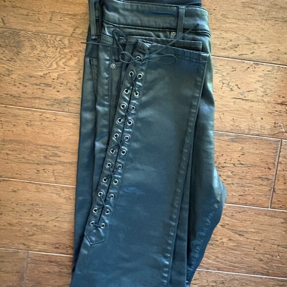 AG. Skinny Ankle Side Lace. Black. Size 27R. - Picture 2 of 10